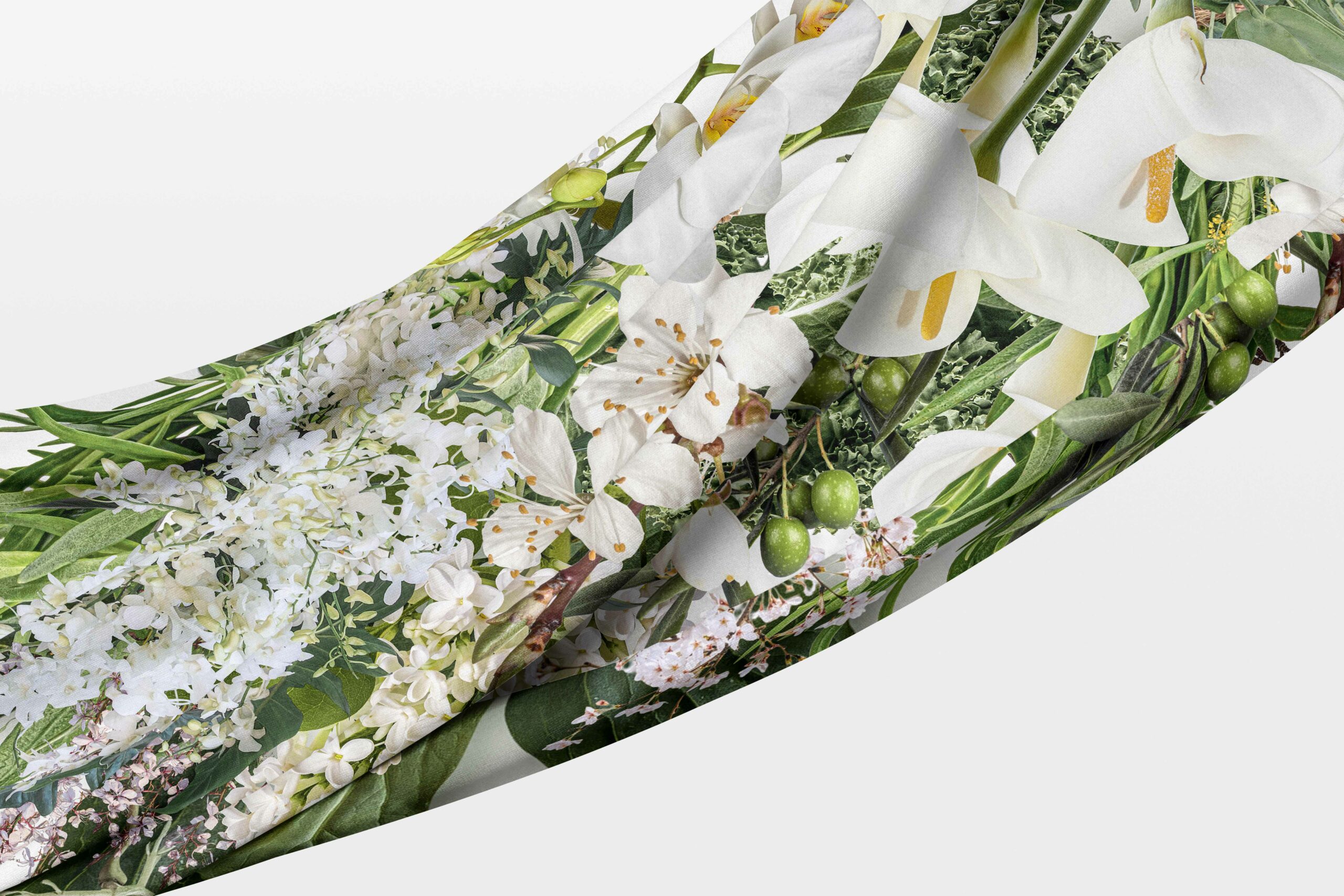 2023_Tablecloth_Green_garden