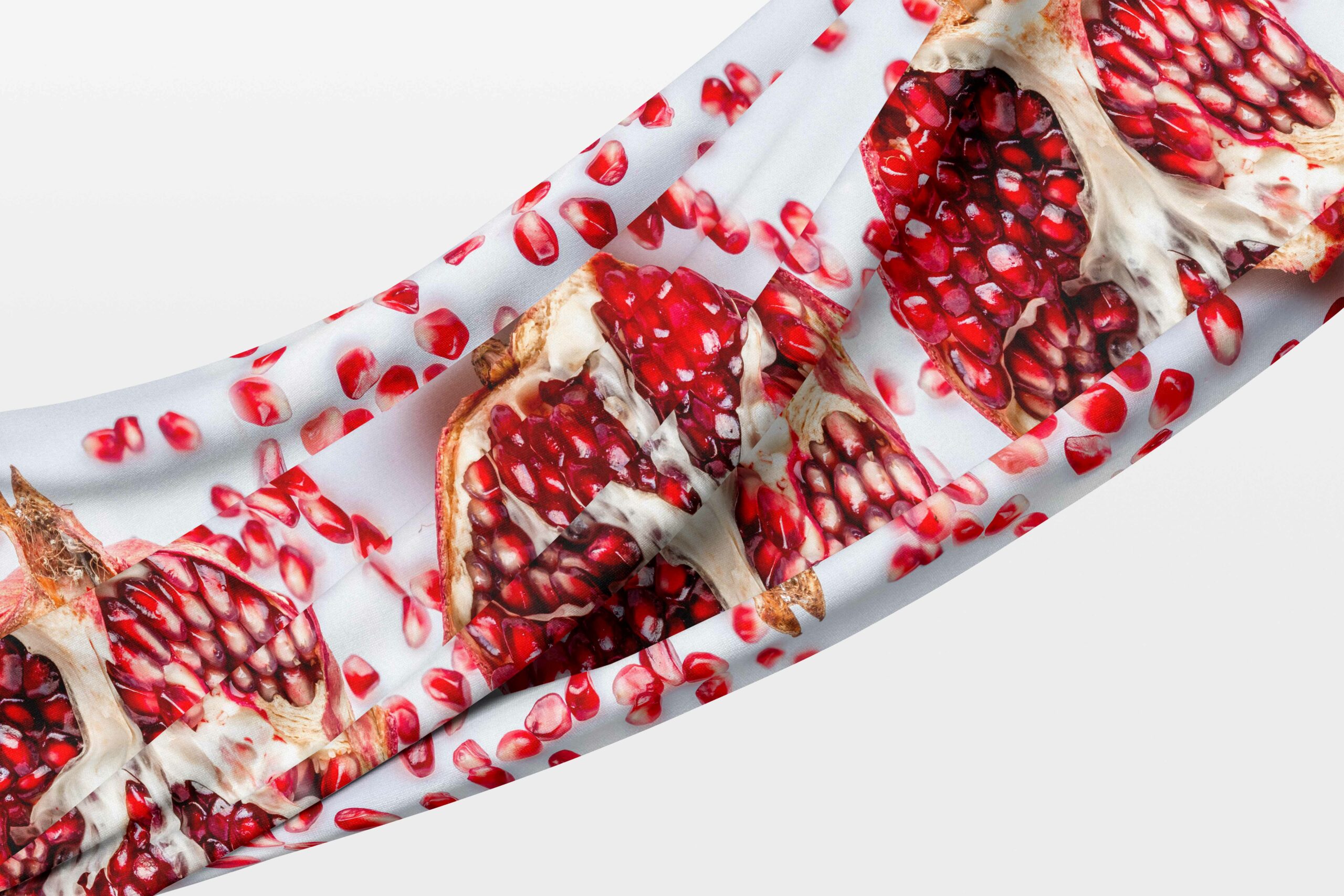 2023_Tablecloth_Pomegranate_red